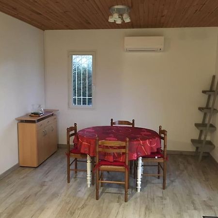 Gite Aux Aspres Logement De 65M² Fontcouverte  Екстериор снимка